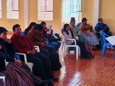 Bolivia. Educación intra-intercultural y plurilingüe