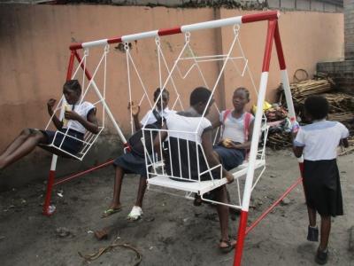 R.D. del Congo: alfabetización, salud y cuidado psicoemocional para la infancia y juventud en situación de calle