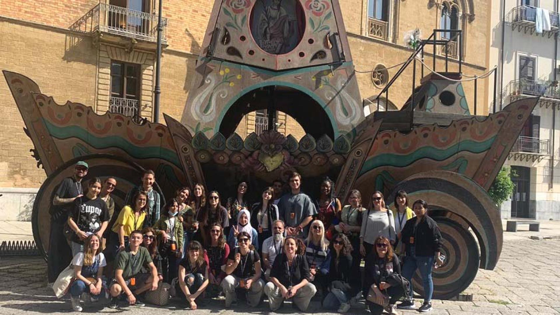 Inclusión educativa de alumnado migrante recién llegado con el apoyo del programa Erasmus plus de Unión Europea