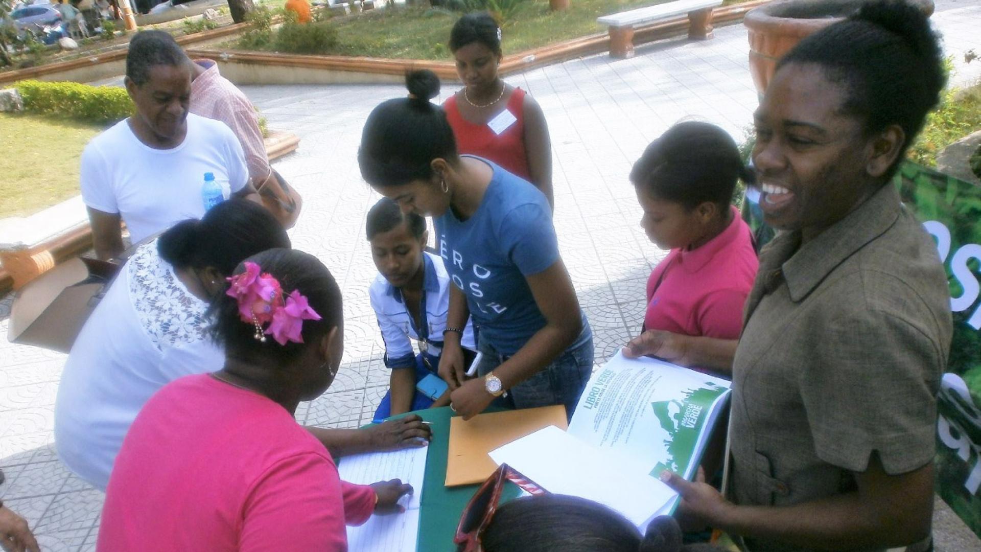 La Escuela de Formación Política formará a 30 nuevas lideresas para la defensa de sus derechos en República Dominicana