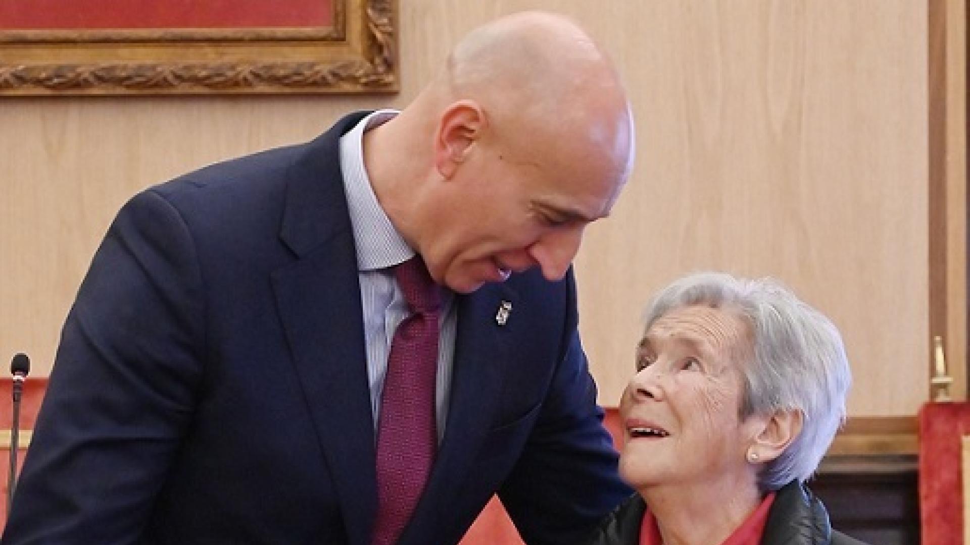 En el Día Internacional del Voluntariado, León rinde homenaje a Práxedes Gutiérrez