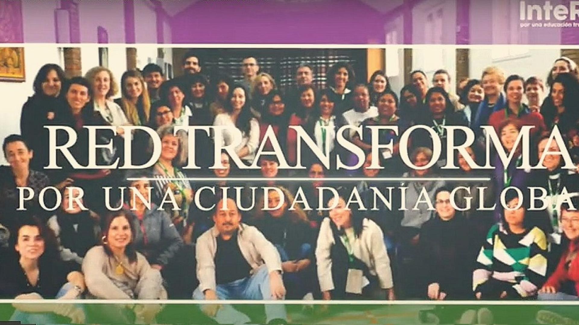 ¿Qué aporta InteRed a un centro educativo para fomentar la educación transformadora?